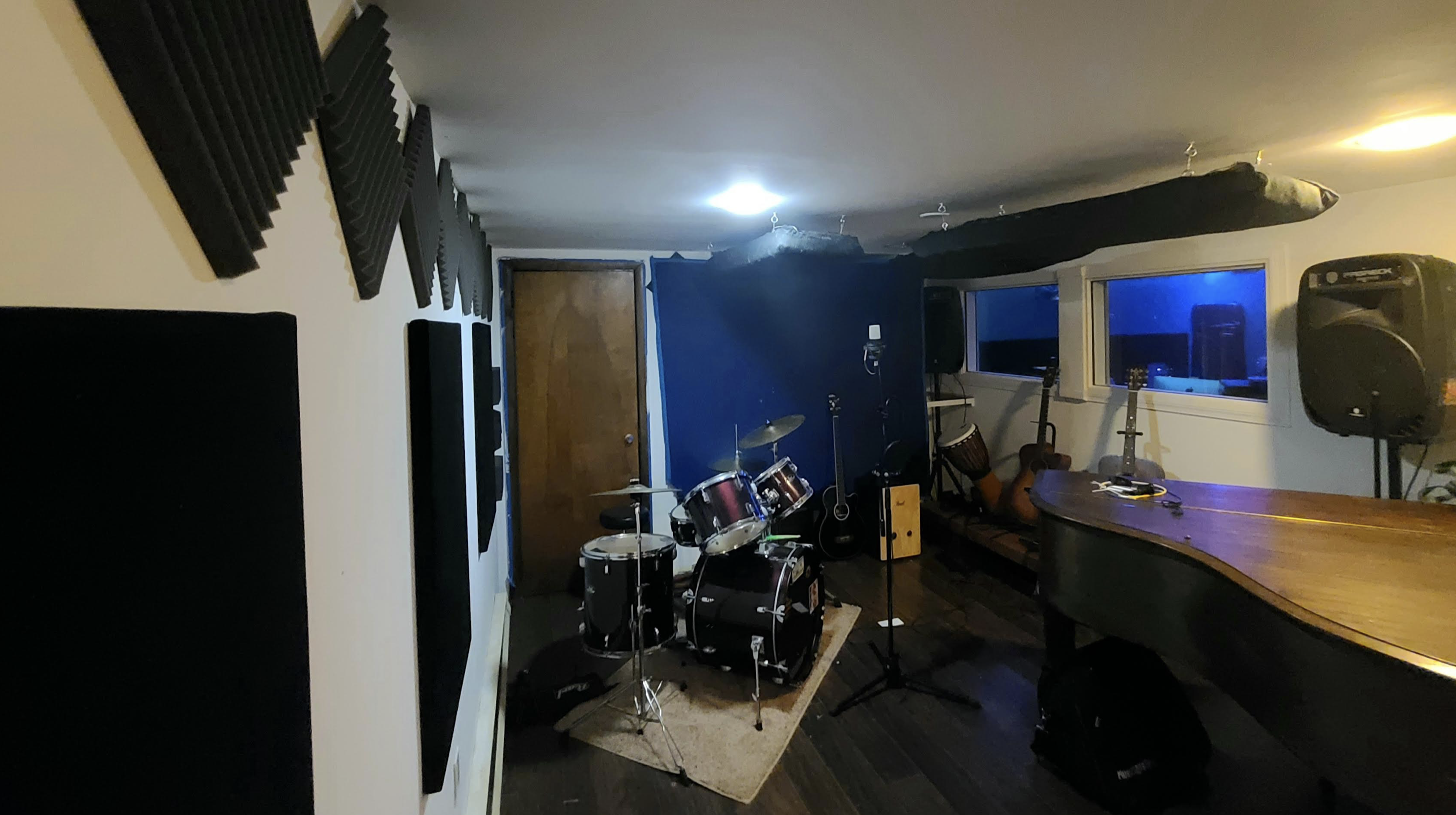 Live Room